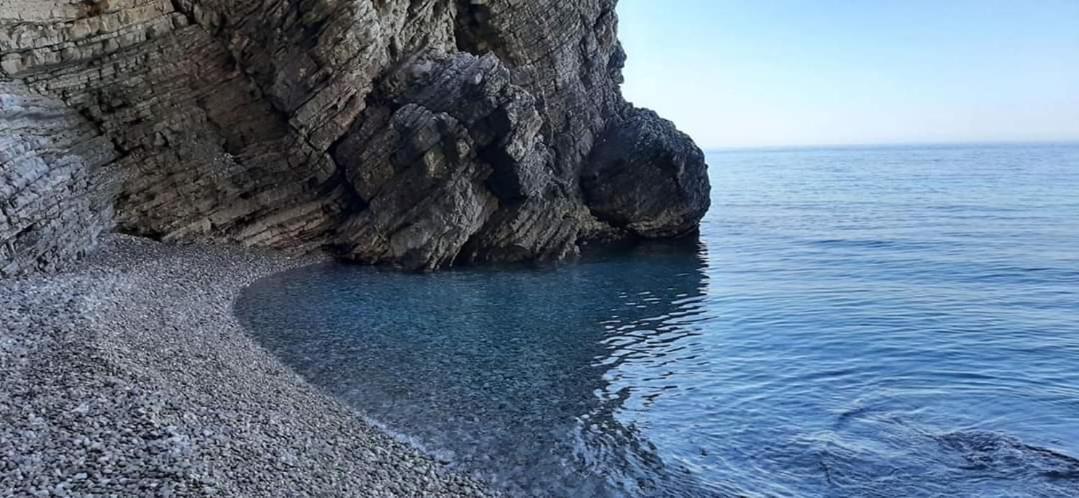 Apartmani Vukmanovic Čanj Buitenkant foto